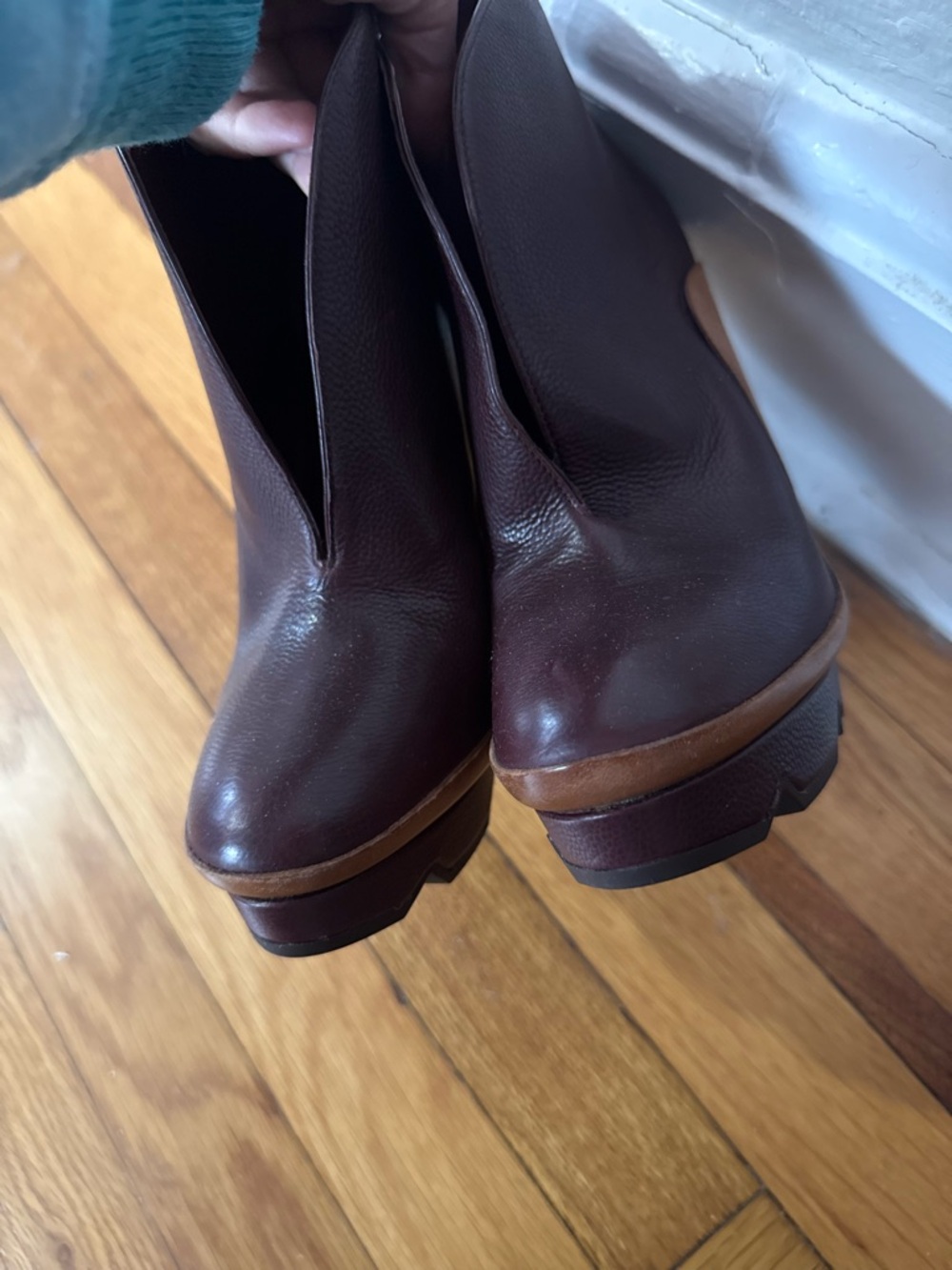 Ferragamo Burgundy Leather High-Heel Ankle Boots - Picture 7 of 10